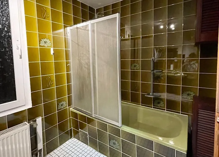 Spacious In Apartamento